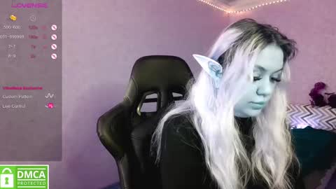 Snapshot of sunny_mood chatting on 02/27/25, 07:12 sunny mood online show from 02/27/25, 07:12