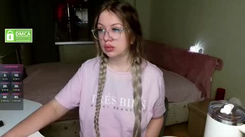 Snapshot of sunny_mood chatting on 02/08/26, 07:56 sunny mood online show from 02/08/26, 07:56