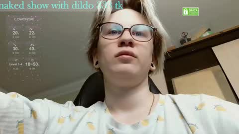 Snapshot of sunny_mood chatting on 03/15/26, 05:30 sunny mood online show from 03/15/26, 05:30