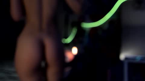 Sunny online show from 02/19/25, 05:49