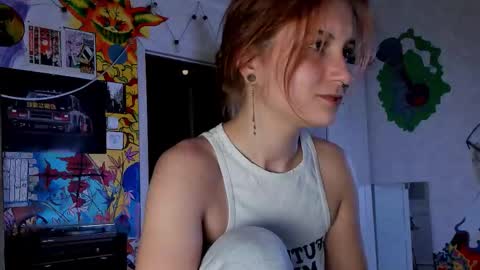 Sunny online show from 09/15/25, 06:19