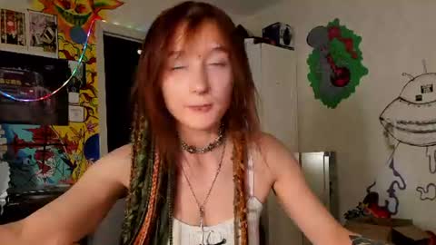 Snapshot of sunny_mouse chatting on 07/17/26, 07:30 Sunny online show from 07/17/26, 07:30