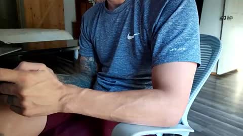 Snapshot of sunny_valentine chatting on 10/24/25, 01:07 sunny valentine online show from 10/24/25, 01:07