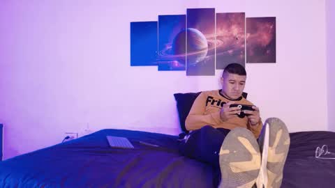 Christian Vanessa online show from 11/30/25, 09:30