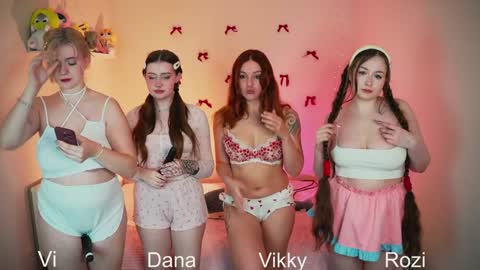 Snapshot of sunnyfia chatting on 01/13/25, 01:23 Fia - TG - Mia - Alice - online show from 01/13/25, 01:23