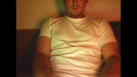 sunnygun0 online show from 12/25/24, 06:52