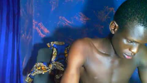 Sunnyblack2 online show from 04/18/26, 08:18