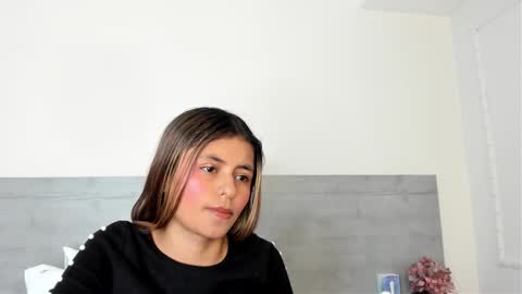 sunnywhitee online show from 03/20/26, 03:06