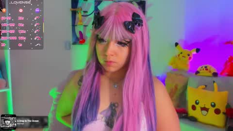     RAVENCLAU GIRL  online show from 09/17/25, 12:18