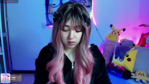     RAVENCLAU GIRL  online show from 09/30/25, 12:54