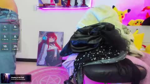     RAVENCLAU GIRL  online show from 10/11/25, 12:15