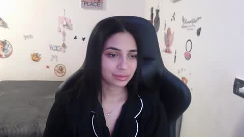 Snapshot of sunrocss chatting on 11/28/25, 11:57 sunrocss online show from 11/28/25, 11:57