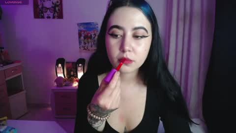 Snapshot of sunset_pienk chatting on 06/03/26, 03:09 Sunset online show from 06/03/26, 03:09