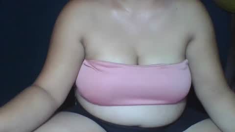 Snapshot of sunshine_789 chatting on 04/03/26, 05:11 sunshine_789 online show from 04/03/26, 05:11
