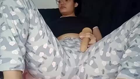 Annie online show from 01/03/25, 12:00