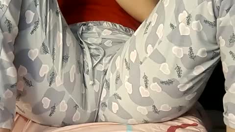 Annie online show from 02/17/25, 09:08