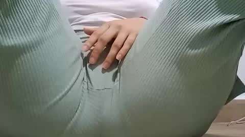 Annie online show from 01/09/26, 06:31