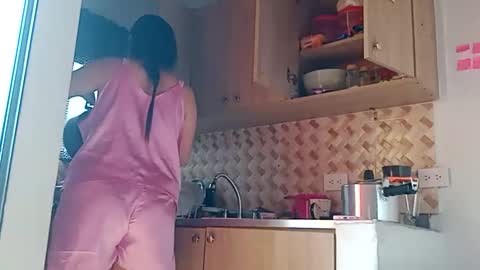 Annie online show from 02/10/26, 04:11