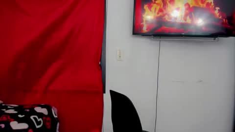 Snapshot of sunshine_uwu22 chatting on 03/04/25, 07:01 Andrea Rodriguez online show from 03/04/25, 07:01