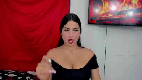 Snapshot of sunshine_uwu22 chatting on 03/05/25, 07:06 Andrea Rodriguez online show from 03/05/25, 07:06