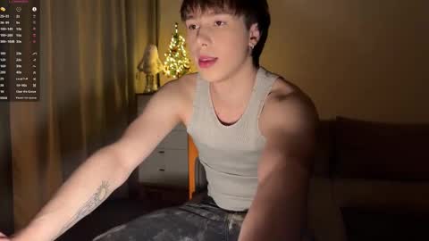 Snapshot of sunshinealex chatting on 12/22/25, 06:54 sunshinealex online show from 12/22/25, 06:54