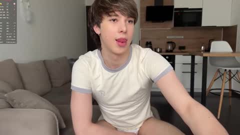 Snapshot of sunshinealex chatting on 02/09/26, 07:56 sunshinealex online show from 02/09/26, 07:56