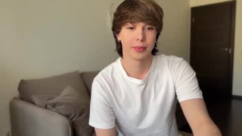 Snapshot of sunshinealex chatting on 03/14/26, 02:11 sunshinealex online show from 03/14/26, 02:11