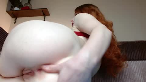 Snapshot of sunshineeve chatting on 04/10/26, 09:25 sunshineeve online show from 04/10/26, 09:25