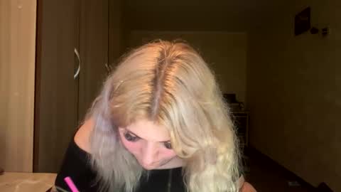 sunshinyflash online show from 11/29/25, 06:11