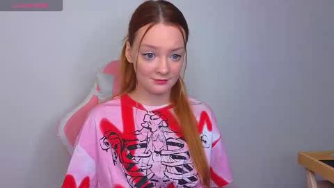 Snapshot of sunshunexxx chatting on 11/29/25, 04:32 SunShuneXxX online show from 11/29/25, 04:32