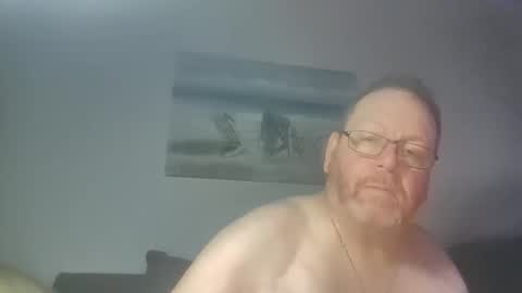 Snapshot of sunspotbaby chatting on 03/29/26, 12:43 Sunspotbaby online show from 03/29/26, 12:43
