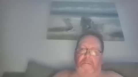 Snapshot of sunspotbaby chatting on 04/13/26, 12:38 Sunspotbaby online show from 04/13/26, 12:38