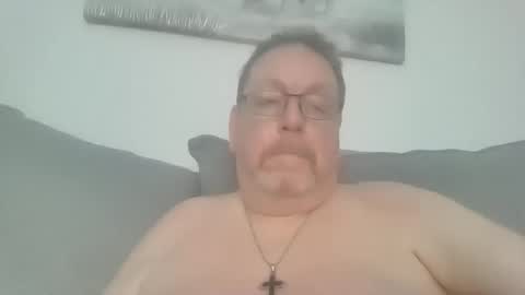 Snapshot of sunspotbaby chatting on 04/18/26, 07:58 Sunspotbaby online show from 04/18/26, 07:58