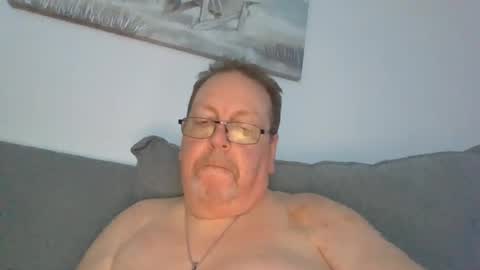 Snapshot of sunspotbaby chatting on 08/05/26, 09:28 Sunspotbaby online show from 08/05/26, 09:28