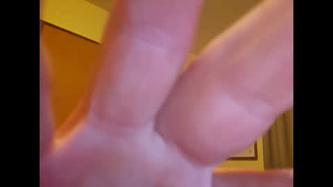 Snapshot of suntroll chatting on 02/19/25, 07:06 Suntroll online show from 02/19/25, 07:06