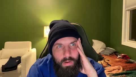 Snapshot of supbroitsmatt chatting on 12/18/25, 02:06 Matt online show from 12/18/25, 02:06