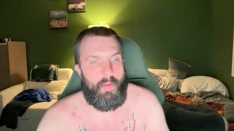 Snapshot of supbroitsmatt chatting on 05/20/26, 02:40 Matt online show from 05/20/26, 02:40