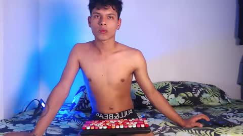 Snapshot of super_boys2 chatting on 12/03/25, 07:45 ALEX online show from 12/03/25, 07:45