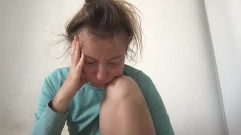 Snapshot of super_jony chatting on 01/31/25, 05:53 super jony and Marta GMT 1300-1800 every day online show from 01/31/25, 05:53