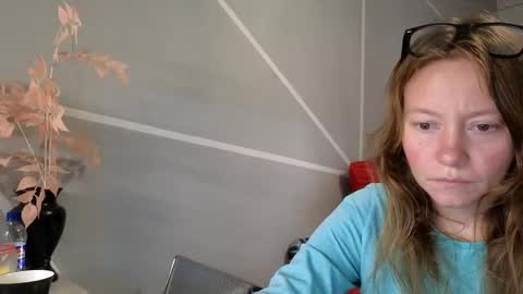 Snapshot of super_jony chatting on 03/03/25, 05:50 super jony and Marta GMT 1300-1800 every day online show from 03/03/25, 05:50