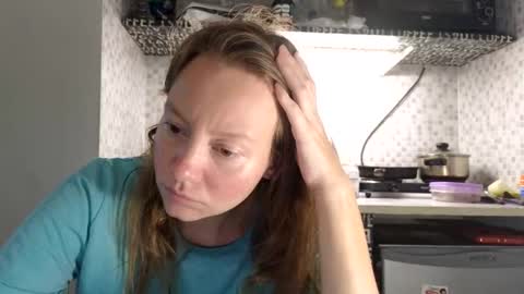 Snapshot of super_jony chatting on 03/04/25, 11:32 super jony and Marta GMT 1300-1800 every day online show from 03/04/25, 11:32