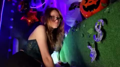 Snapshot of super_jony chatting on 11/06/25, 02:18 super jony and Marta GMT 1300-1800 every day online show from 11/06/25, 02:18