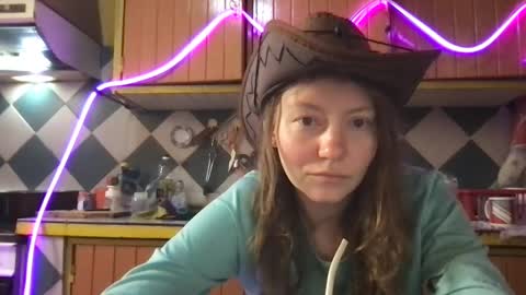 Snapshot of super_jony chatting on 11/09/25, 03:05 super jony and Marta GMT 1300-1800 every day online show from 11/09/25, 03:05