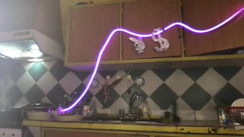 Snapshot of super_jony chatting on 11/17/25, 09:20 super jony and Marta GMT 1300-1800 every day online show from 11/17/25, 09:20