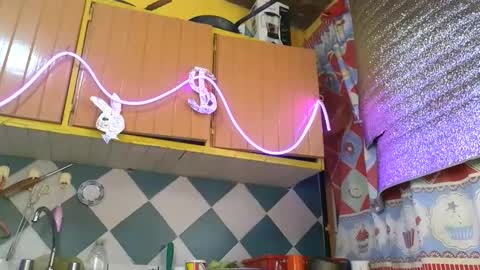 Snapshot of super_jony chatting on 11/20/25, 05:07 super jony and Marta GMT 1300-1800 every day online show from 11/20/25, 05:07