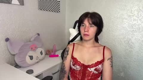 Snapshot of superbdolls chatting on 07/08/26, 05:12 Milana Scarlett online show from 07/08/26, 05:12