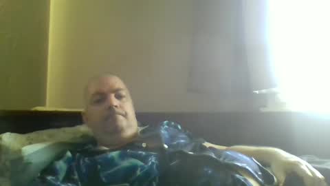 Snapshot of superboy78 chatting on 02/04/25, 10:43 superboy78 online show from 02/04/25, 10:43