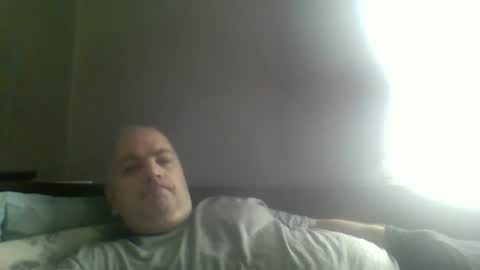 Snapshot of superboy78 chatting on 10/11/25, 09:52 superboy78 online show from 10/11/25, 09:52
