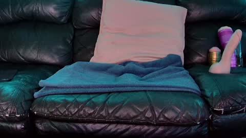 Snapshot of superduty5speed chatting on 12/31/24, 06:24 Thomas online show from 12/31/24, 06:24