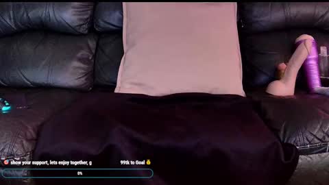 Snapshot of superduty5speed chatting on 02/16/25, 07:38 Thomas online show from 02/16/25, 07:38